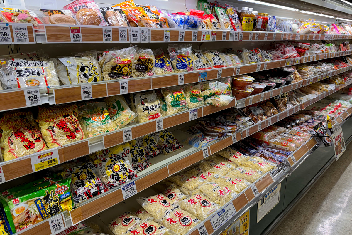 丸大の沖縄そばコーナー