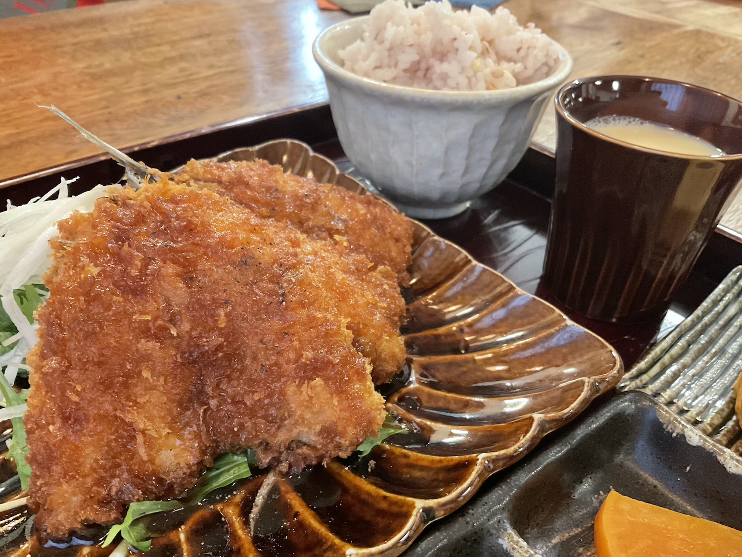 南伊東そのに　アジフライ定食２