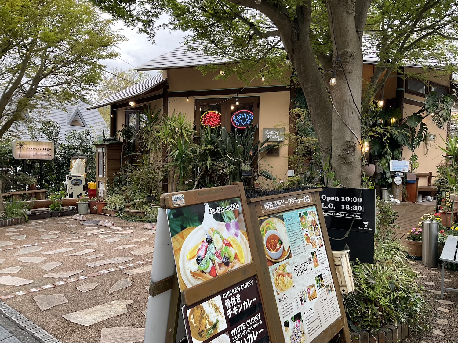 伊豆高原ケニーズカフェ外観