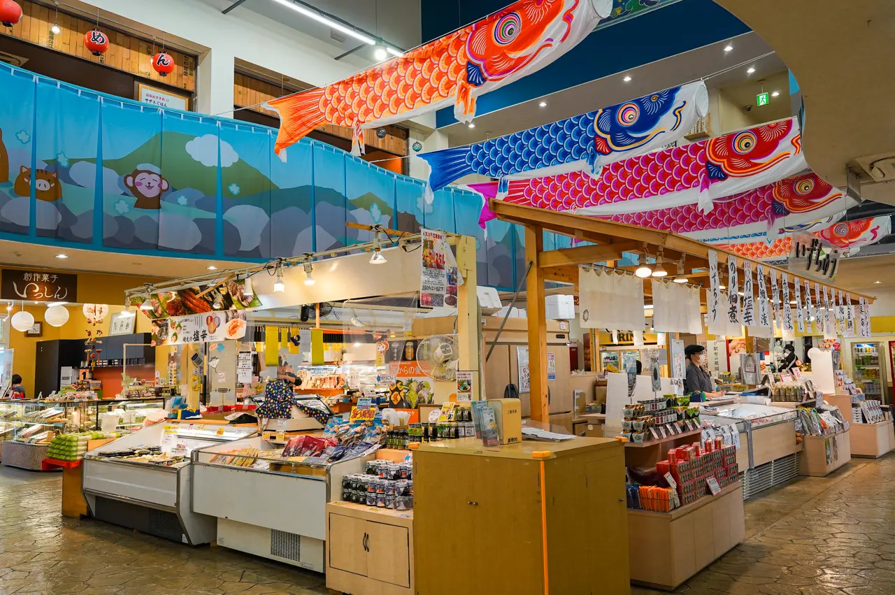 伊豆最大の道の駅！「伊東マリンタウン」で観光もグルメも満喫しよう