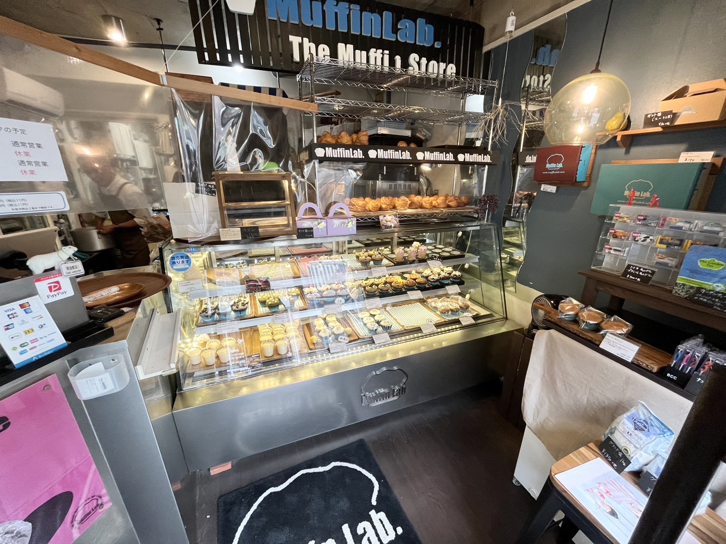 マフィンラボの店内