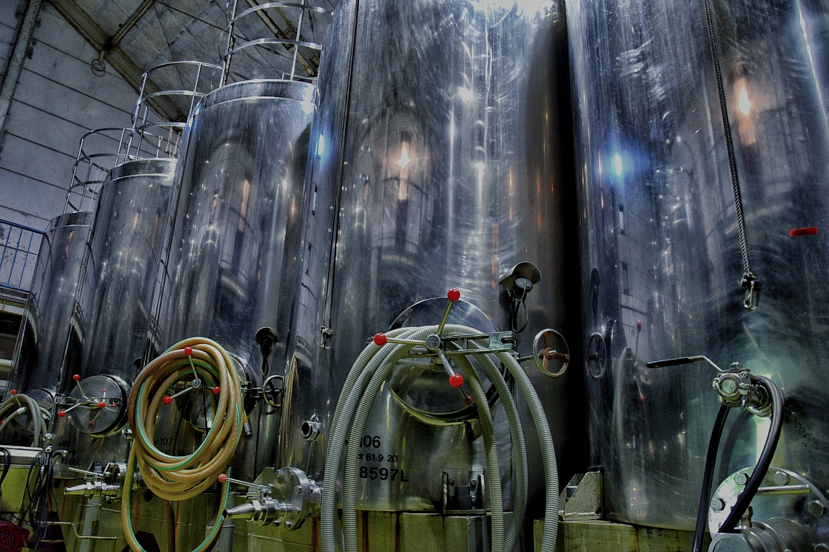 ココ・ファーム・ワイナリー_ワインタンク