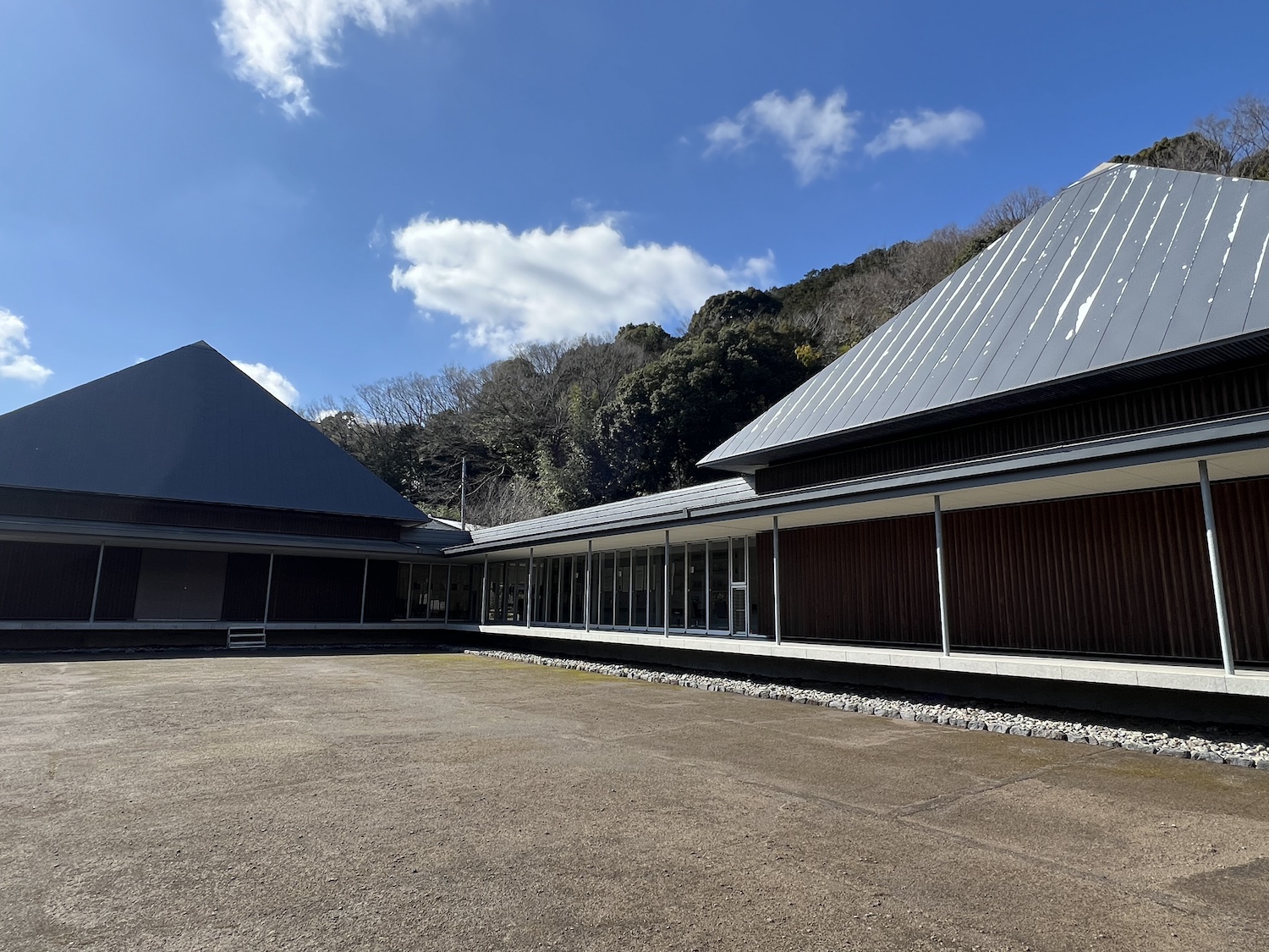 かんなみ仏の里美術館3