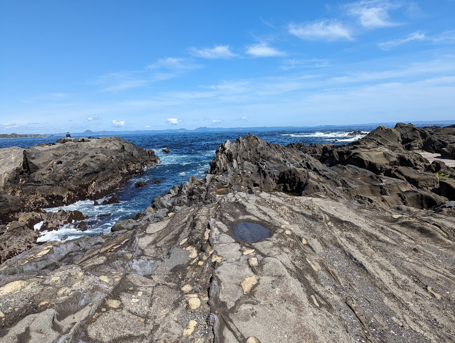 城ヶ島公園　岩礁