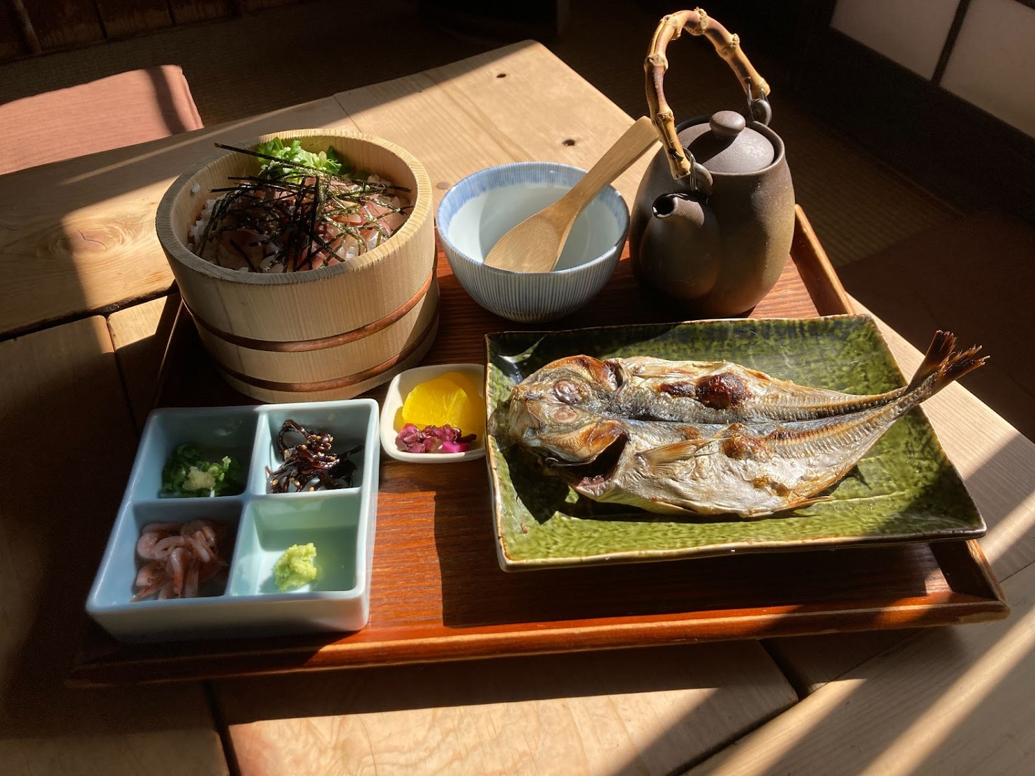 囲炉茶屋