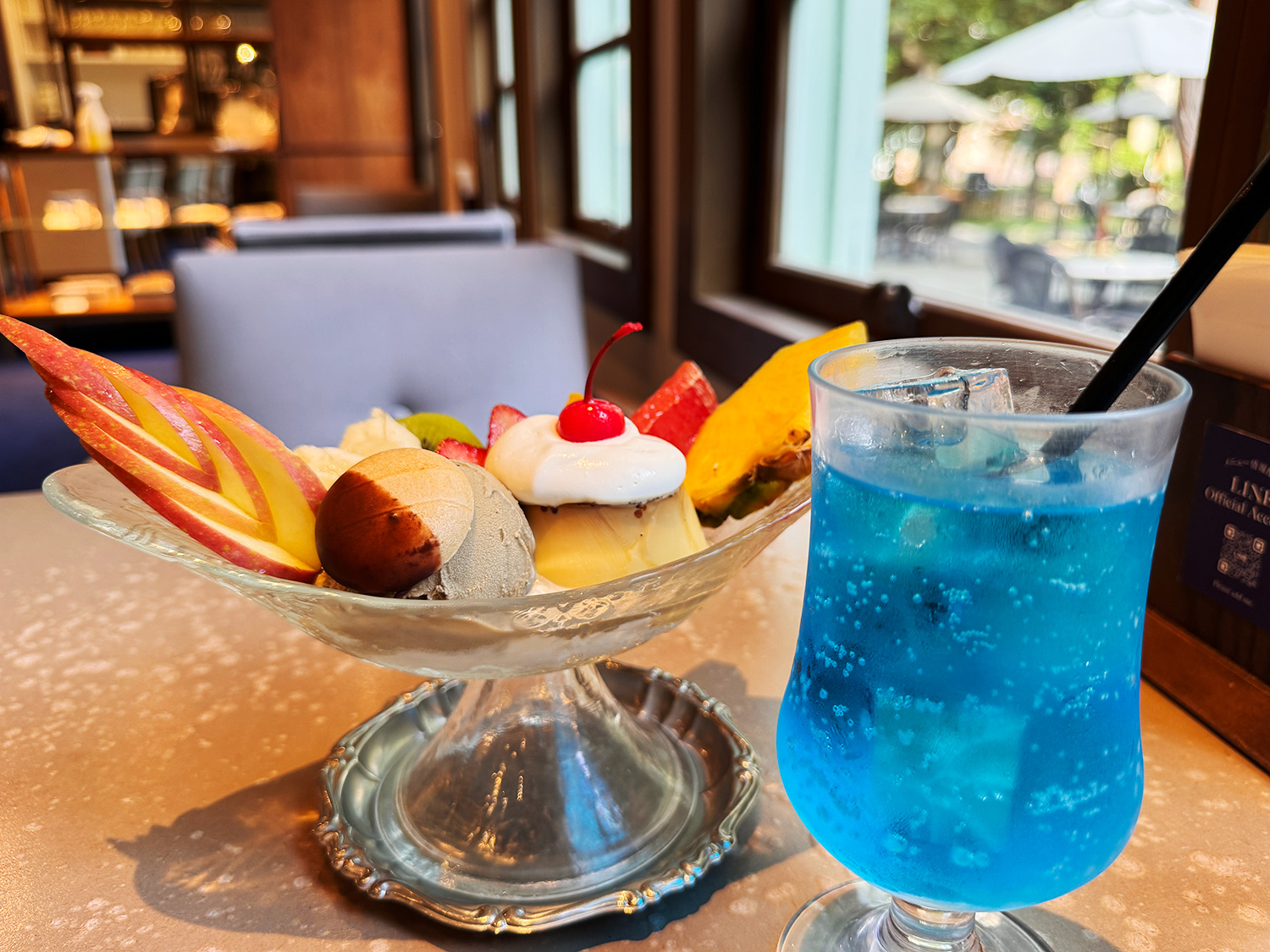 ナガヤマレストのソーダとプリン・ア・ラ・モード