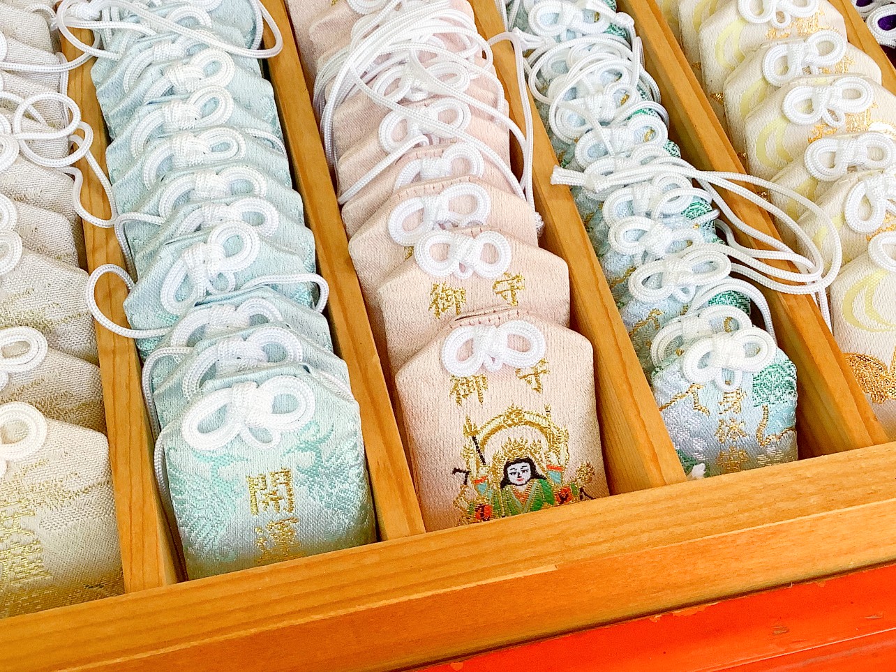 布施弁天東海寺のお守り