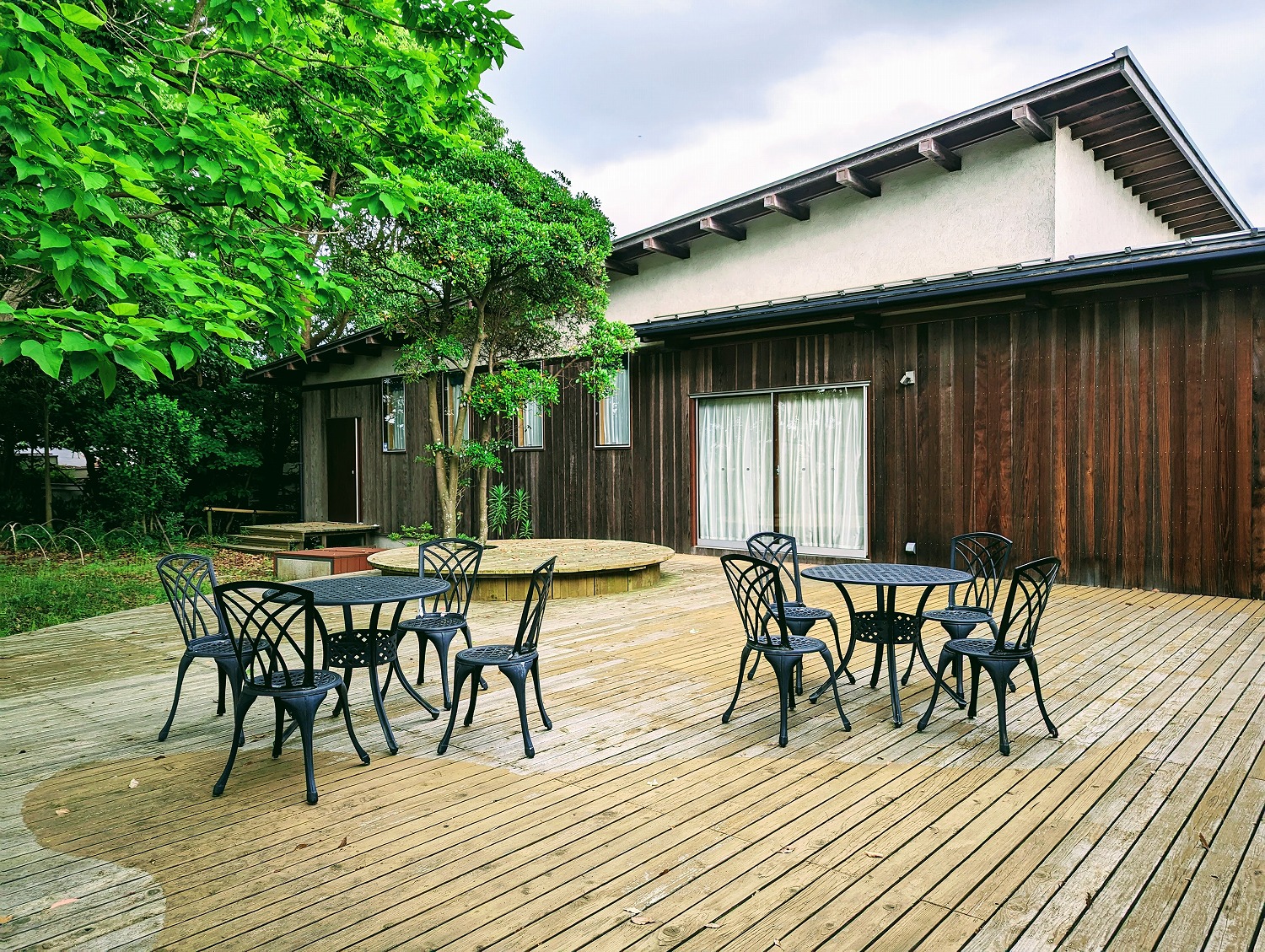 茅ヶ崎ゆかりの人物館　テラス１