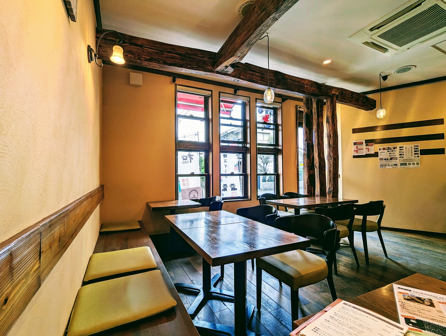 黒糖茶房　店内