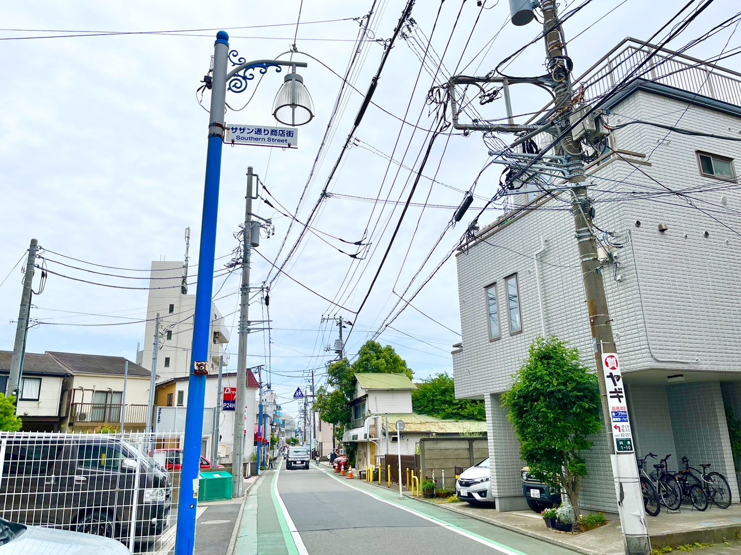 サザン通り商店街の街灯