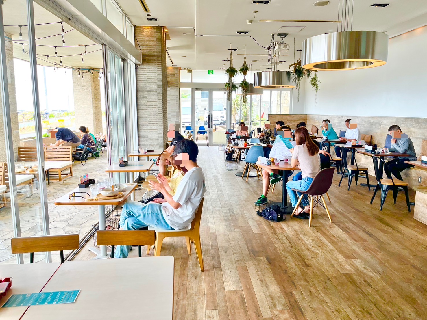 サザンビーチカフェ店内の様子