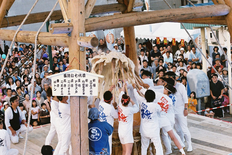 いわみざわ百餅祭り　餅つきの様子