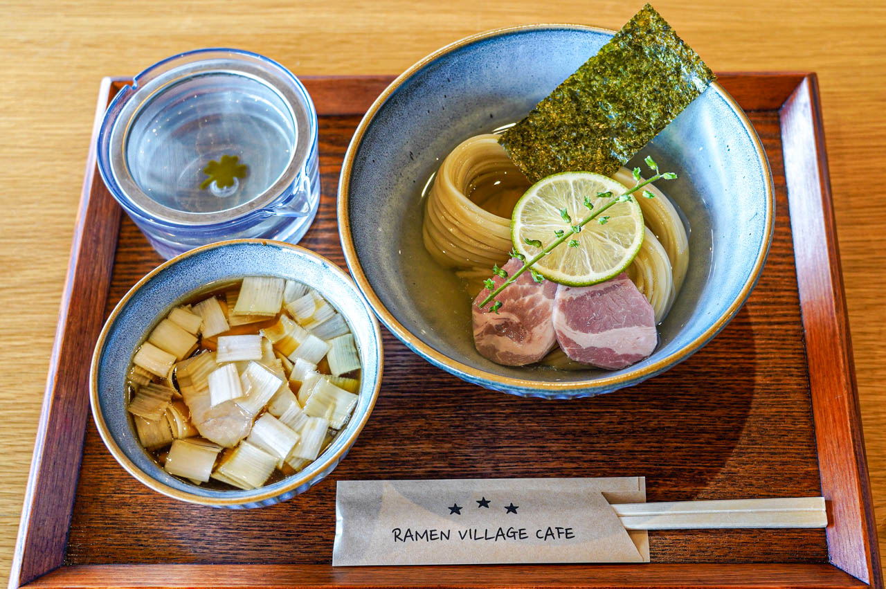 Ramen Village Cafe伊東2