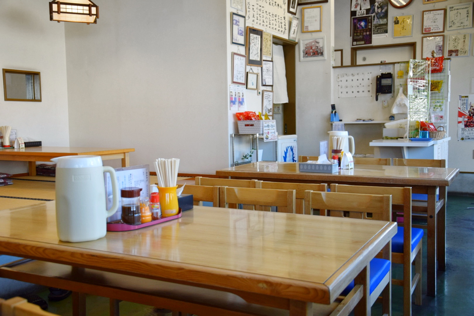 岩崎屋_店内