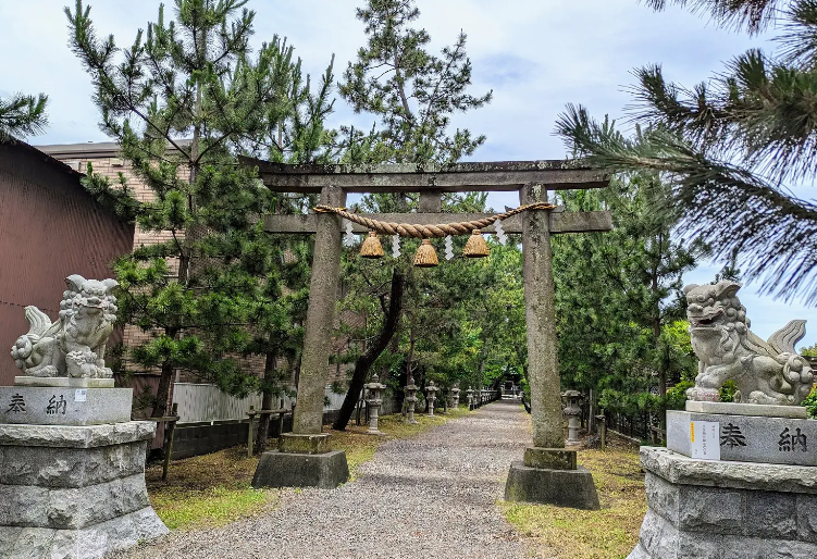 鶴嶺八幡宮