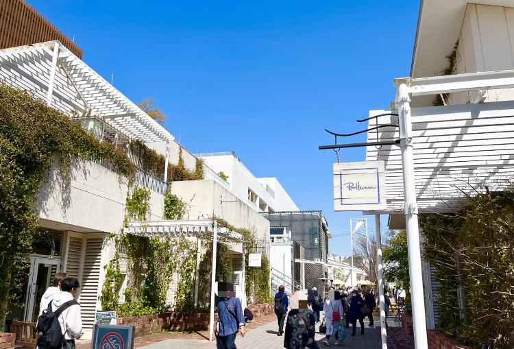 テラスモール湘南