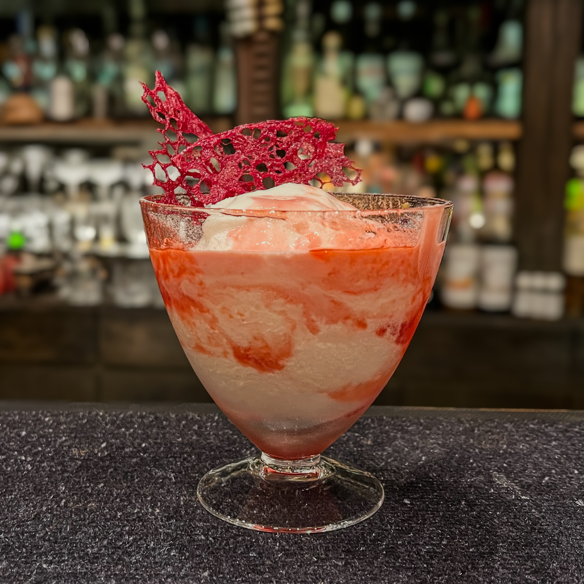 Bar Gracias「akariとヨーグルトのミルク酒アイス」