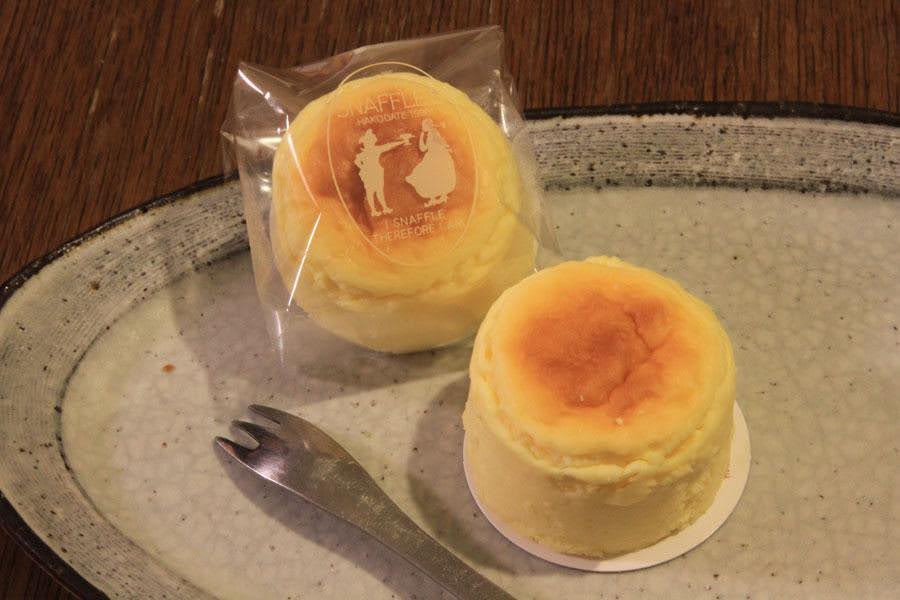 スナッフルズのチーズオムレット