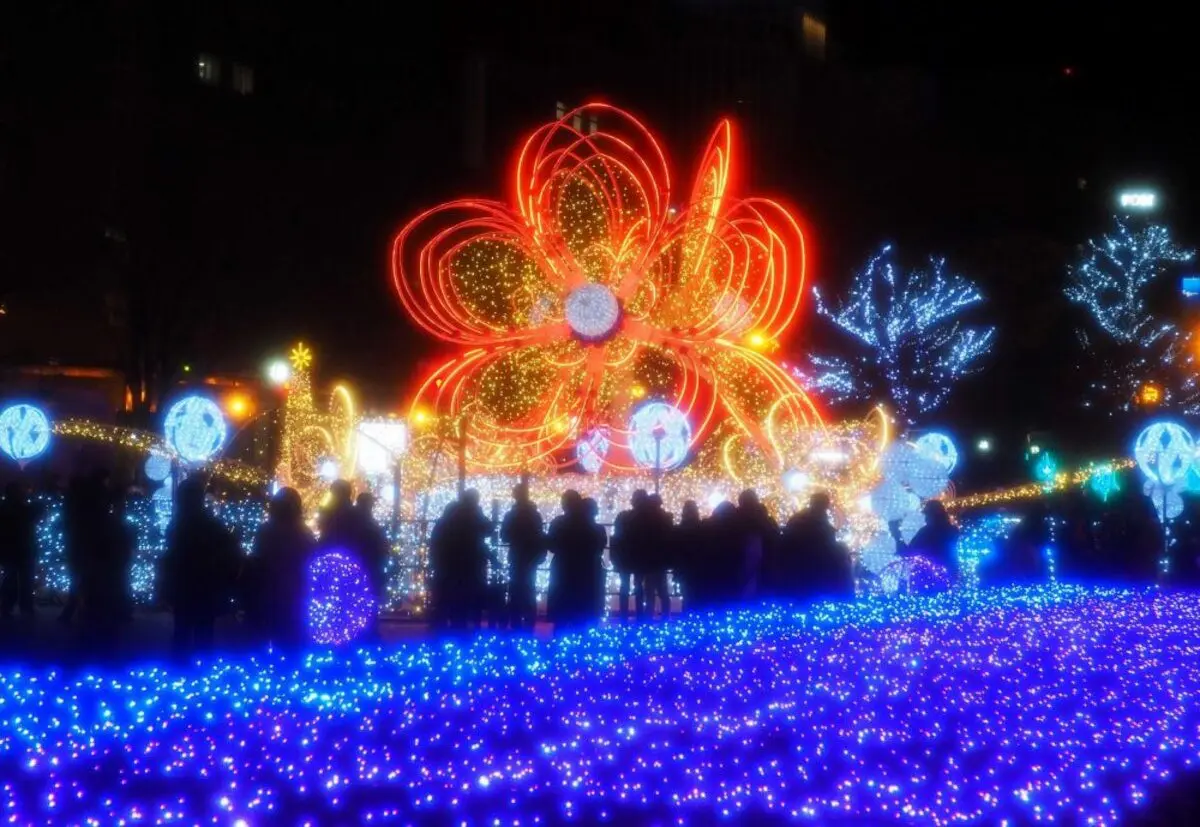 札幌の冬を彩る幻想的な光の祭典「さっぽろホワイトイルミネーション