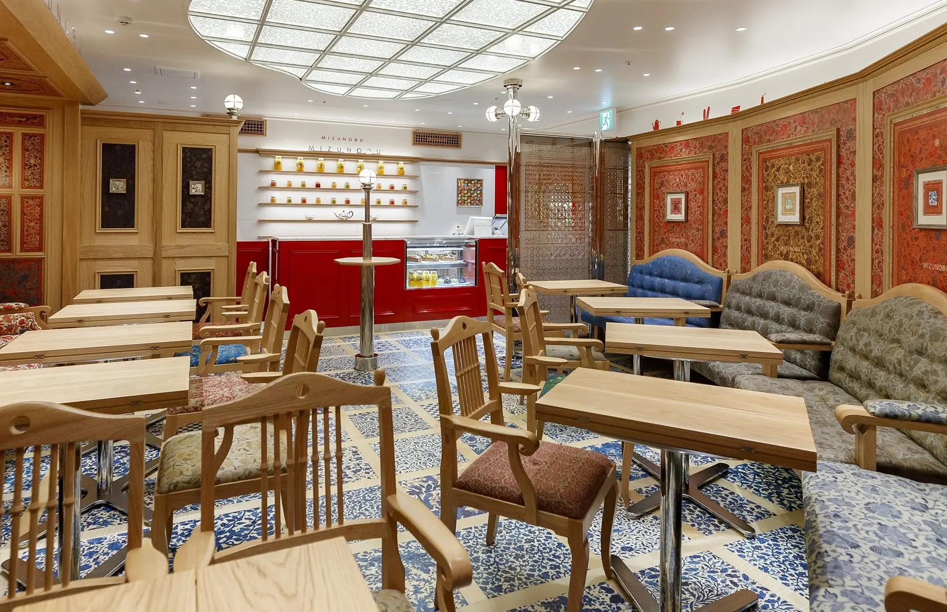 横浜ハンマーヘッド」は横浜グルメの宝庫。みなとみらいの景色も満喫