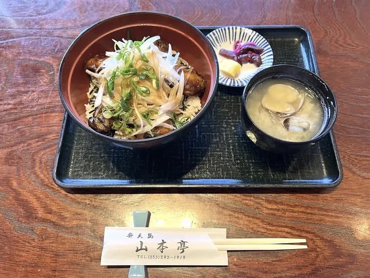 牡蠣カバ丼