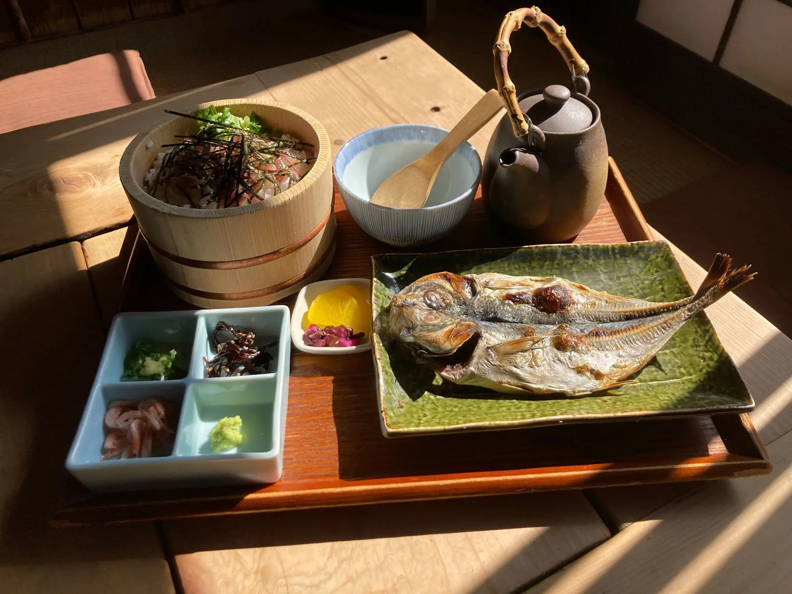 囲炉茶屋