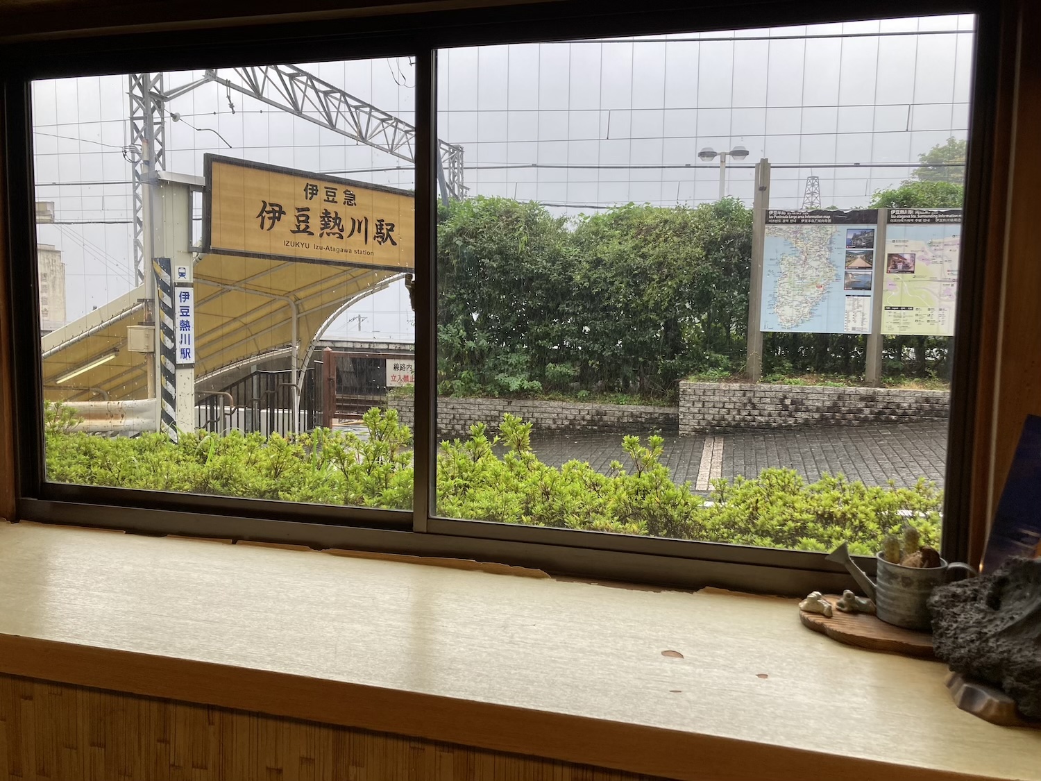 うめや食堂店内3