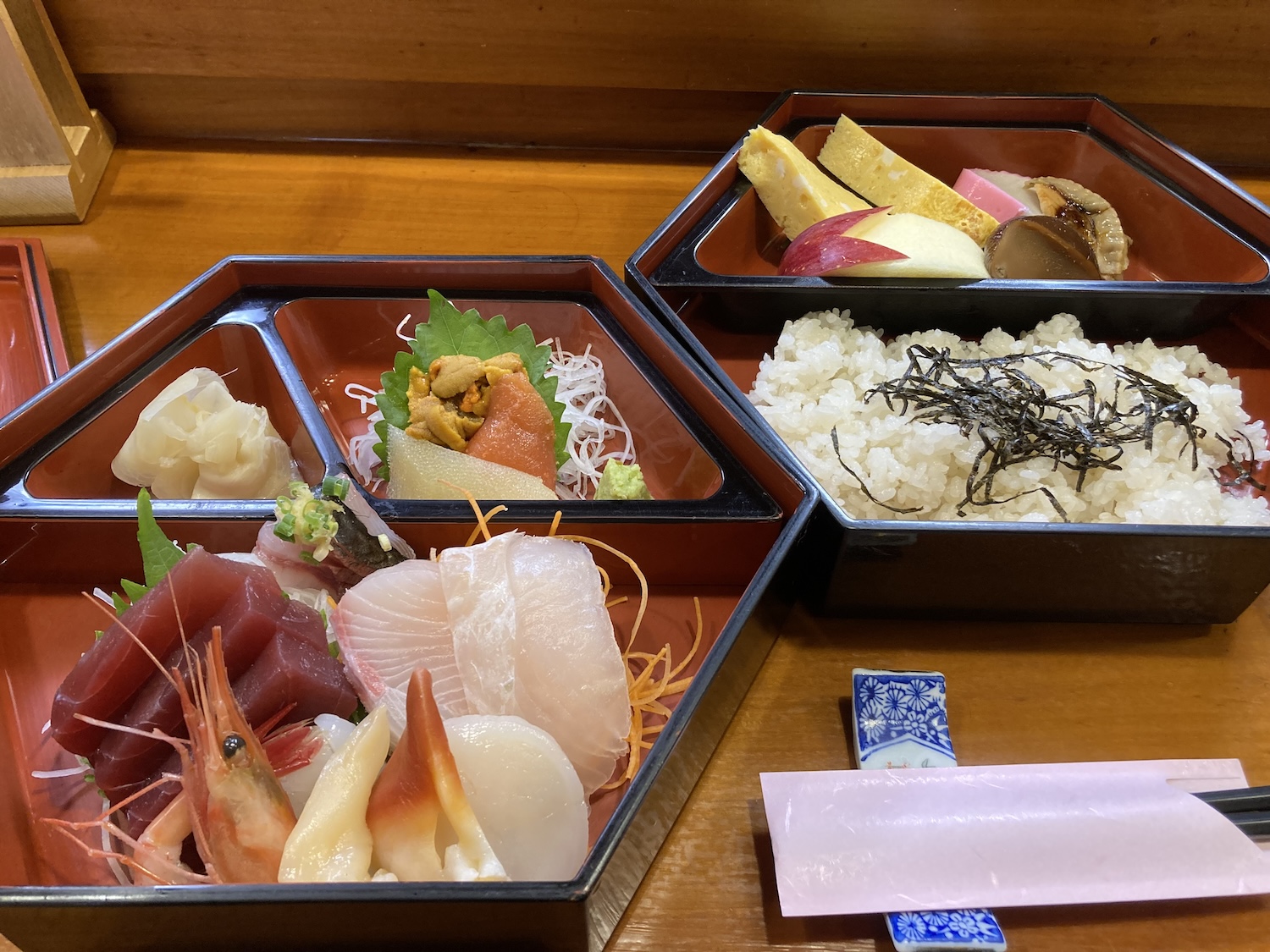 藤すしちらし