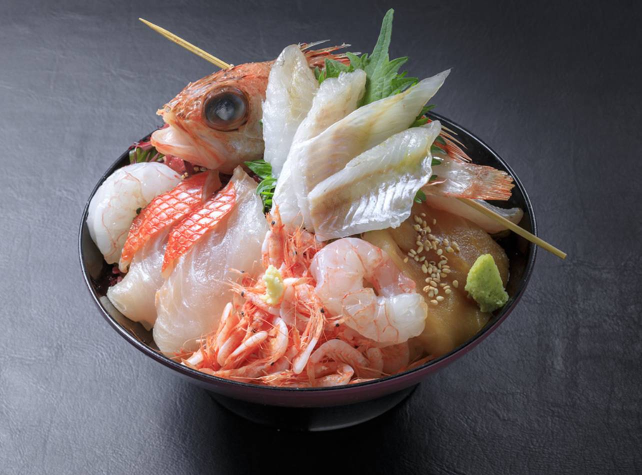海鮮丼佐政の深海丼