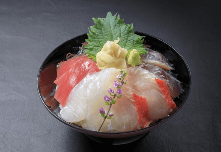 海鮮丼佐政駿河丼