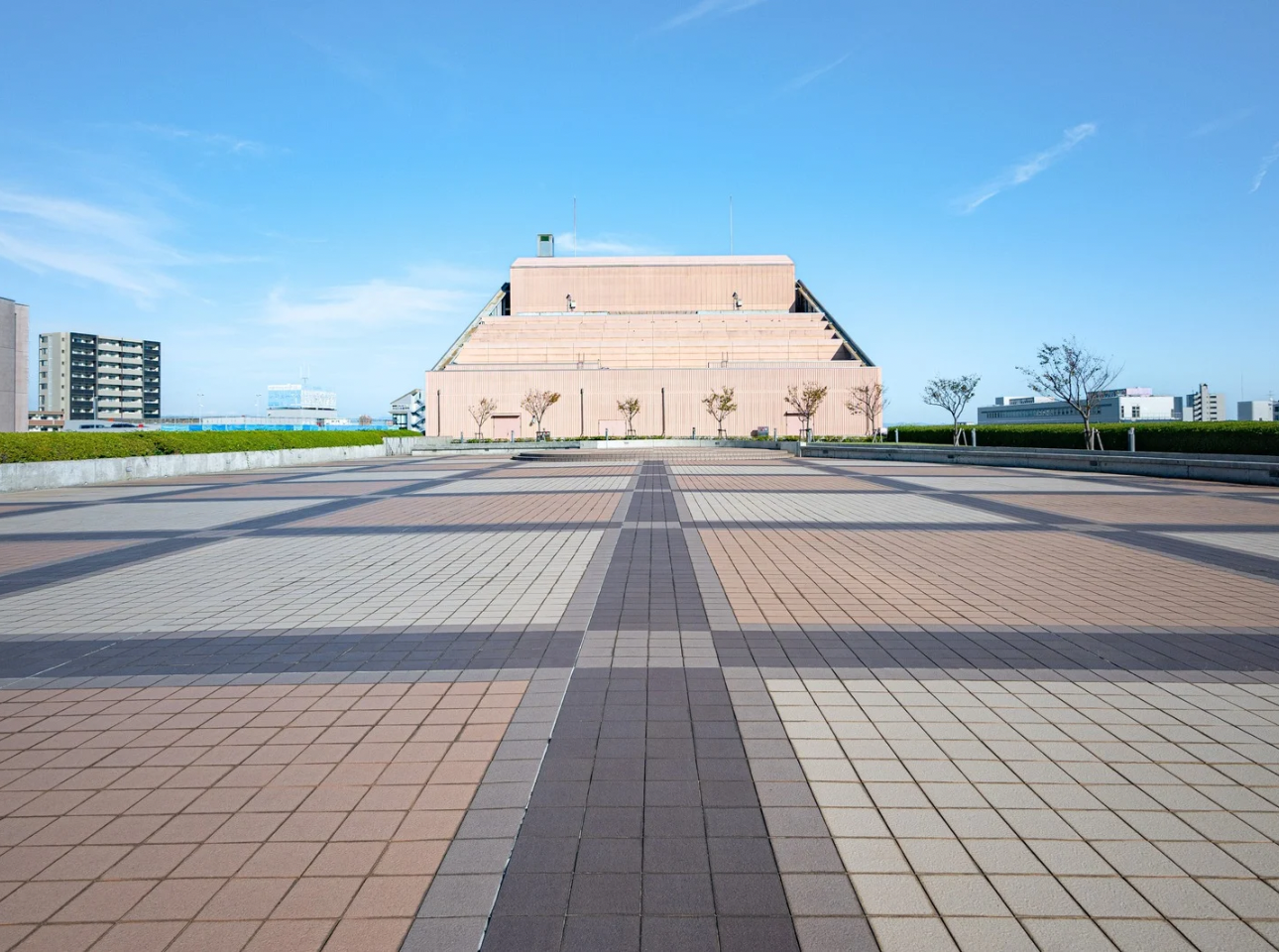 アクトの森_太陽の広場