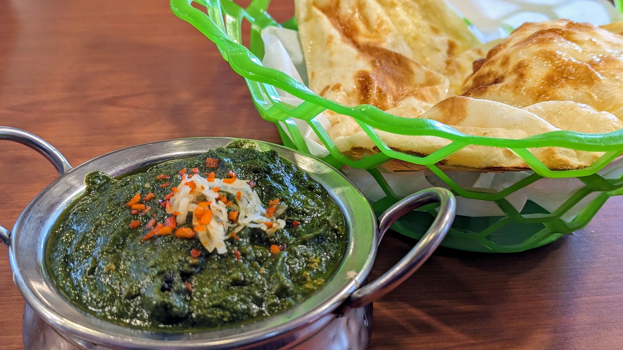 「モハンディッシュ」ほうれん草カレー