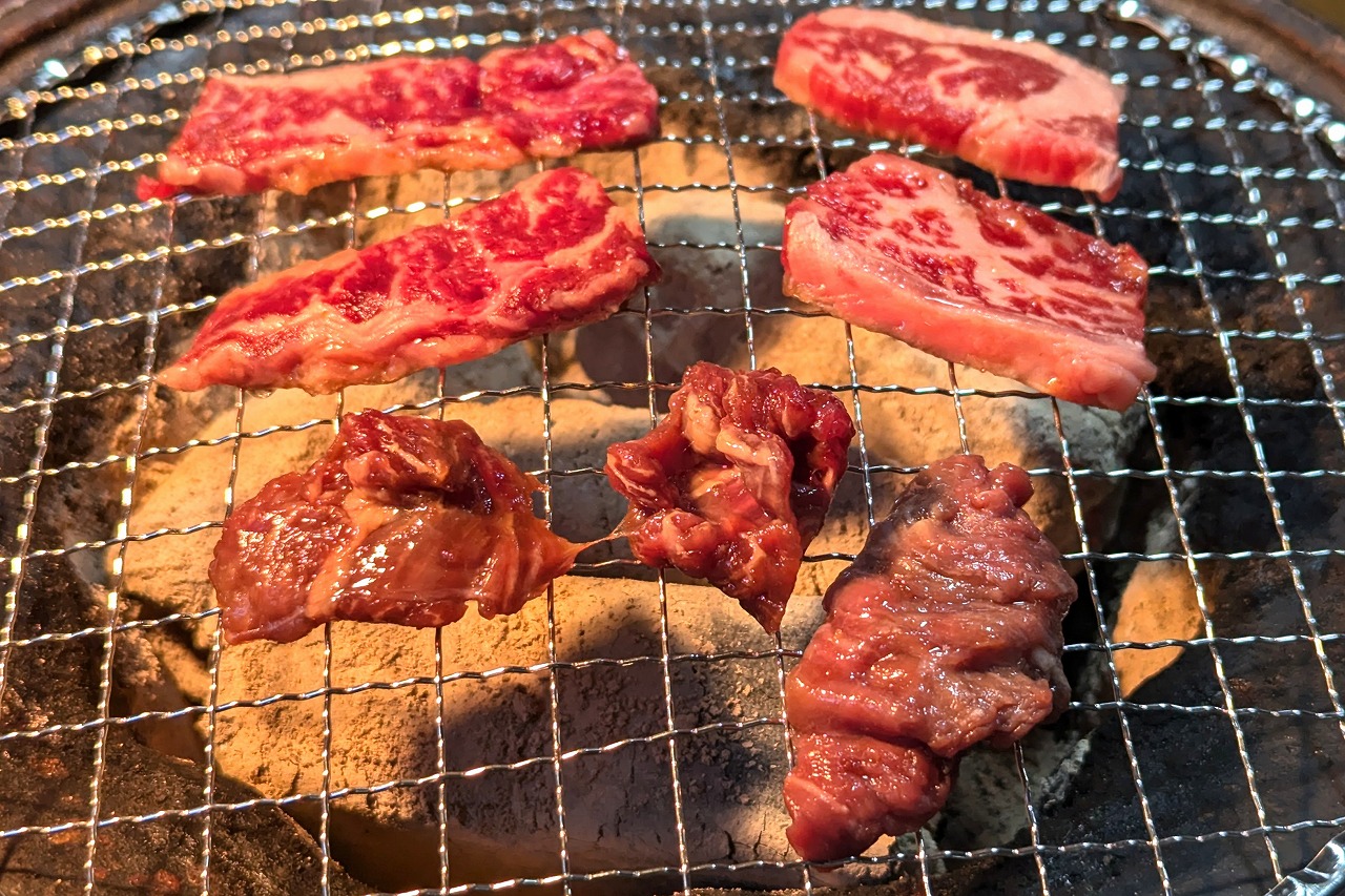 上カルビ、上サガリ、サガリ