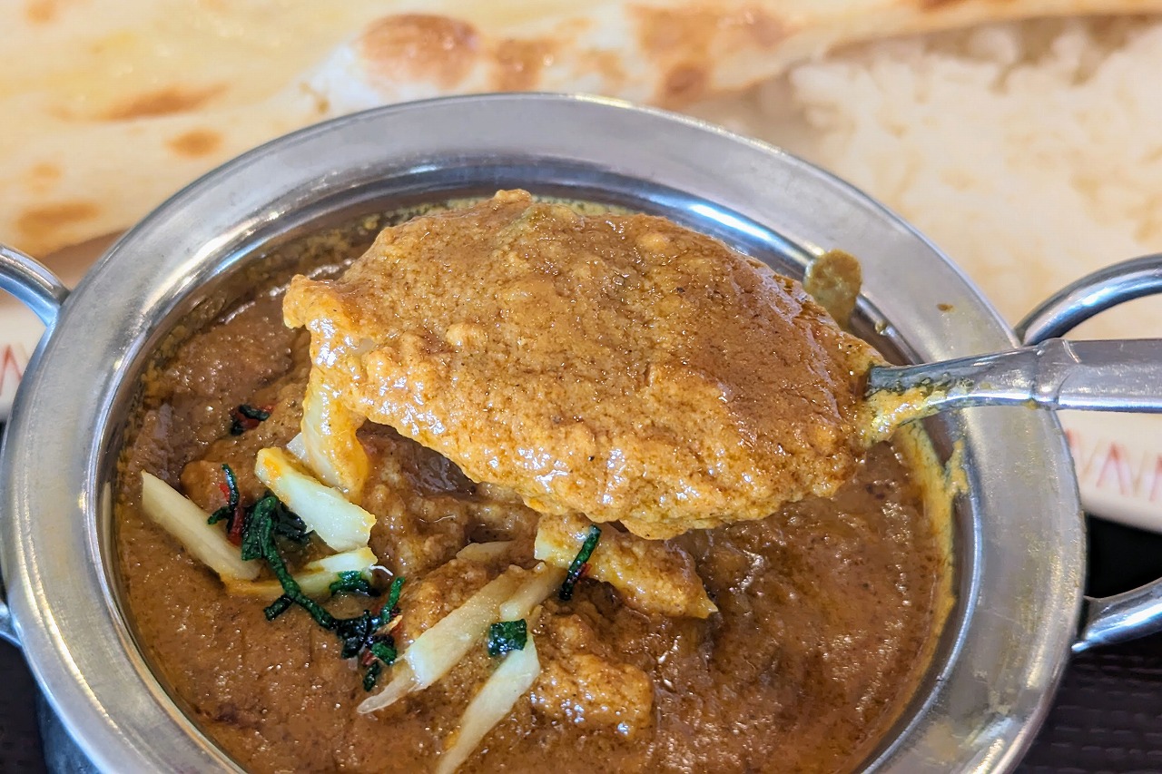 「モハンディッシュ」チキンカレー