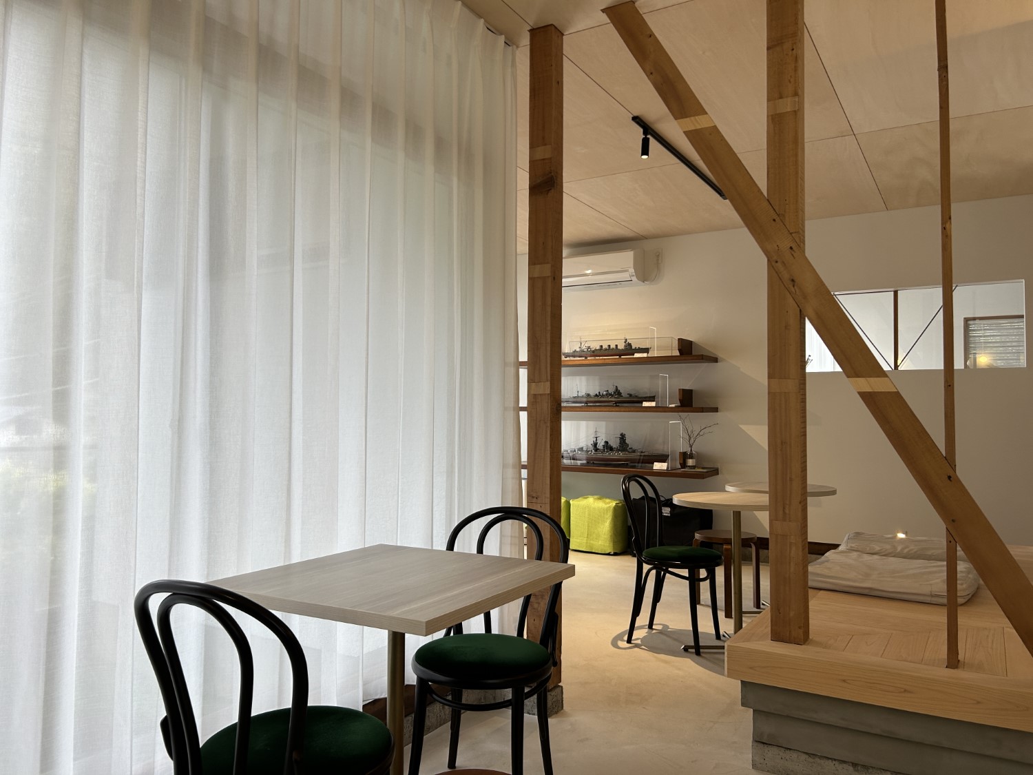 cafe haku7