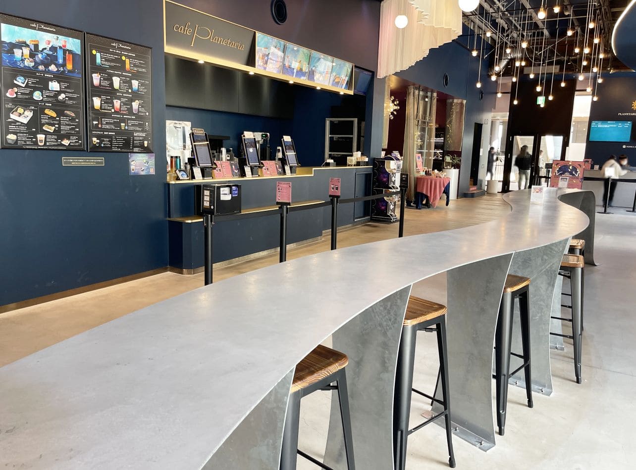 Cafe Planetariaテーブル