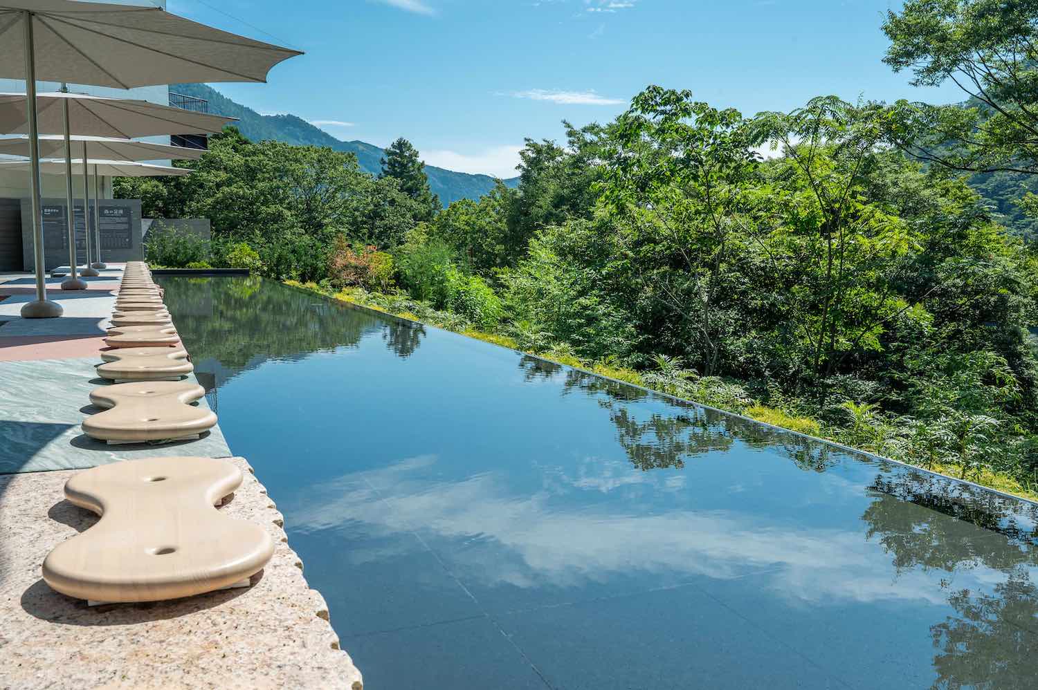 彫刻の森美術館「森の足湯」