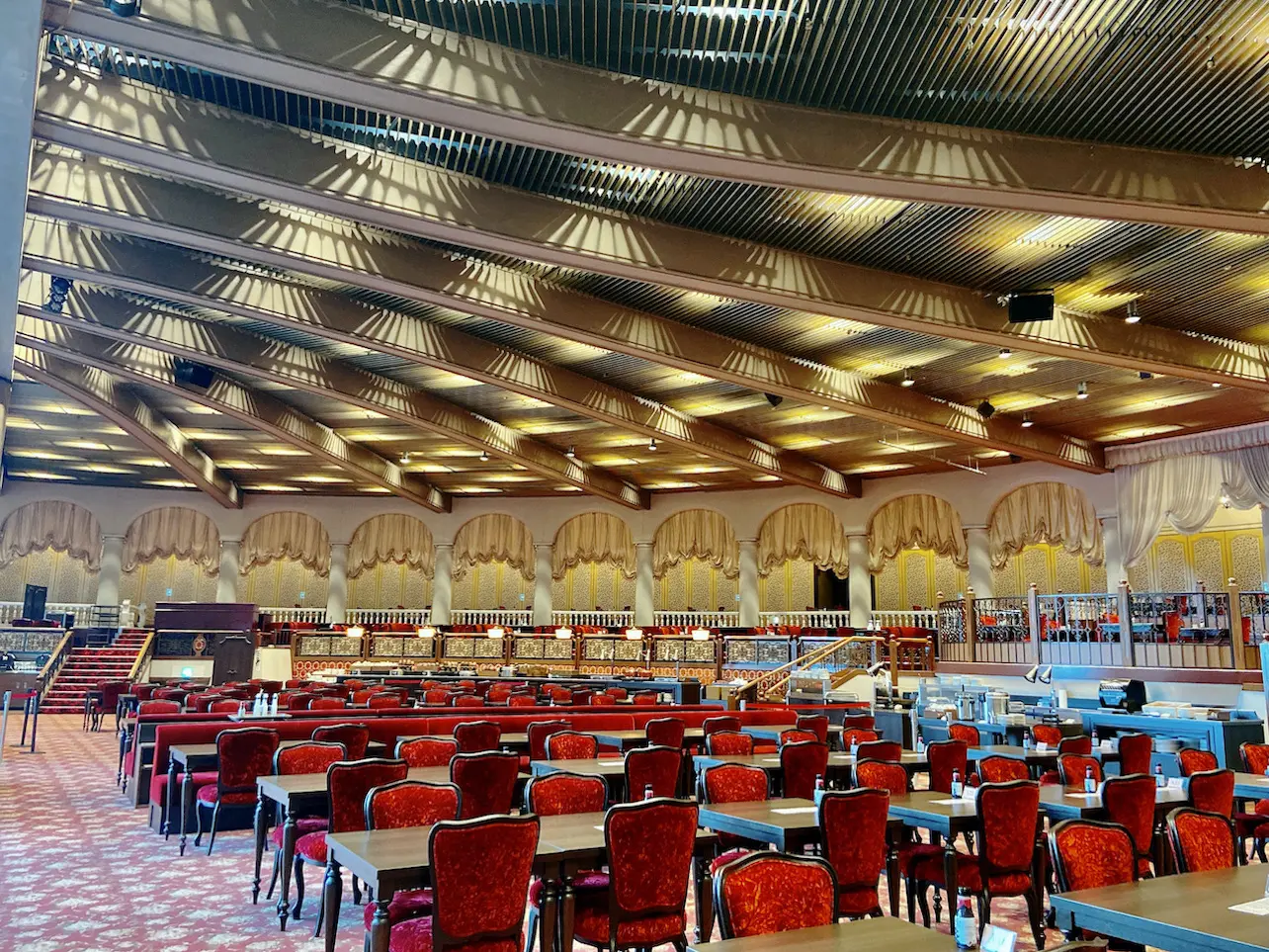 メインダイニング錦