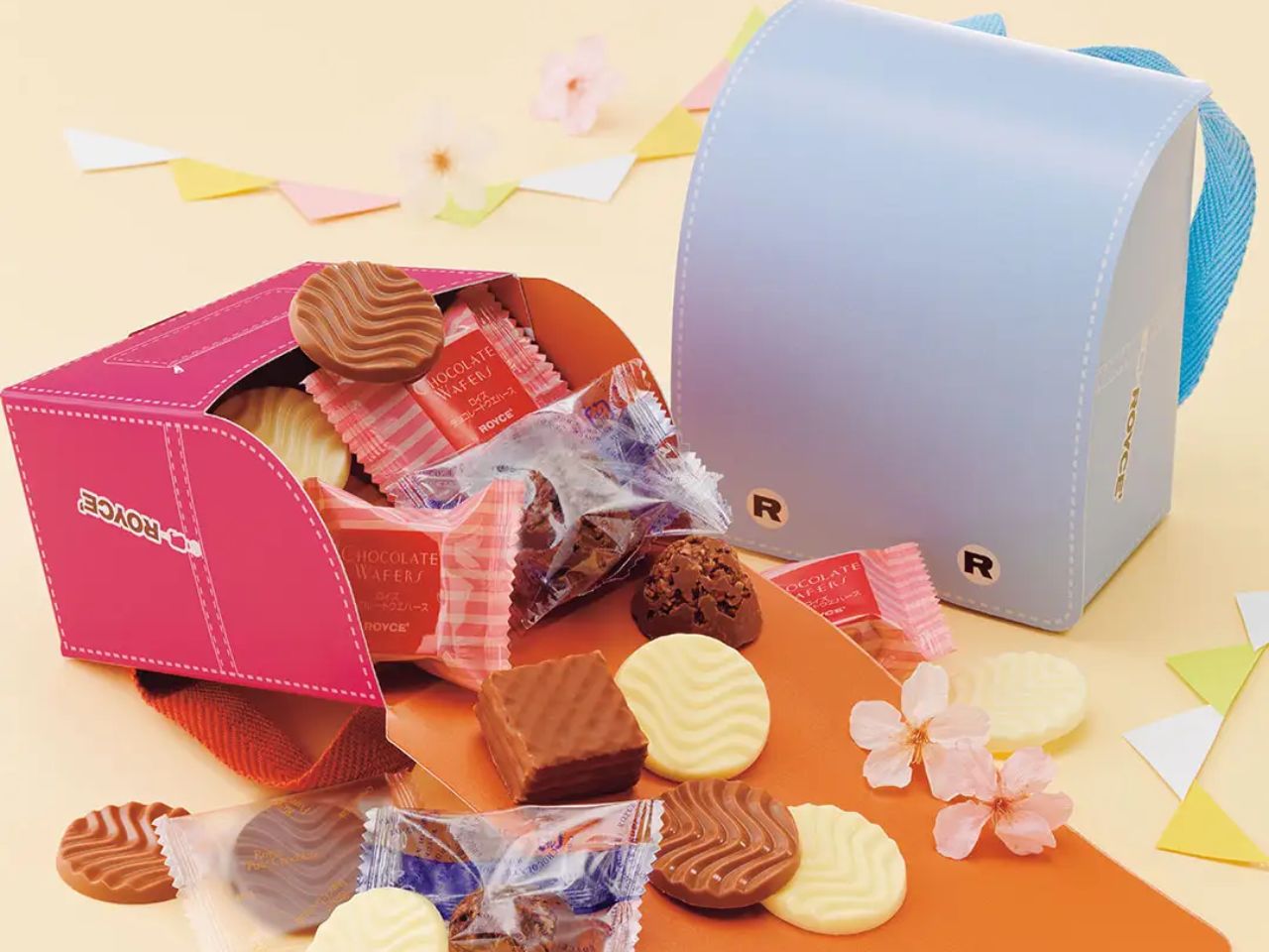 かわいいランドセルにはおいしいチョコレート菓子がたっぷり