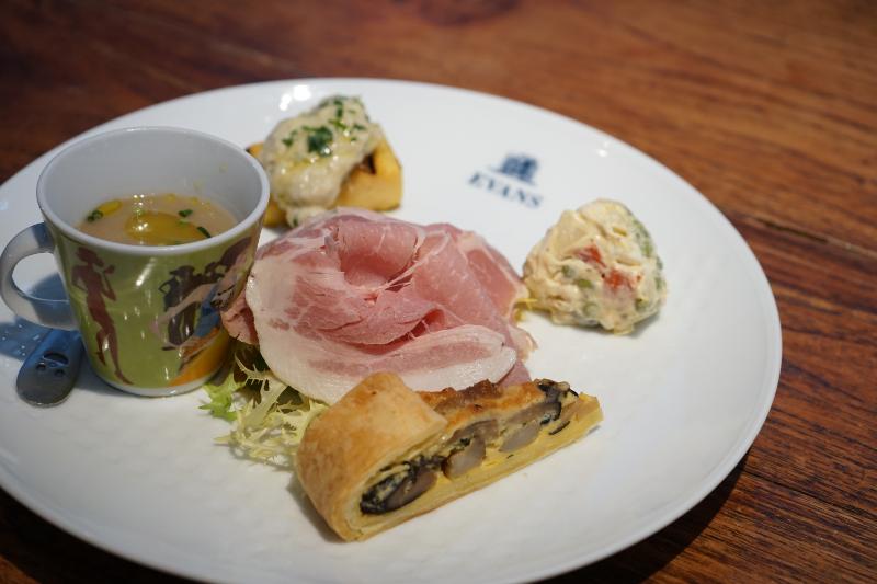 エバンスランチ1