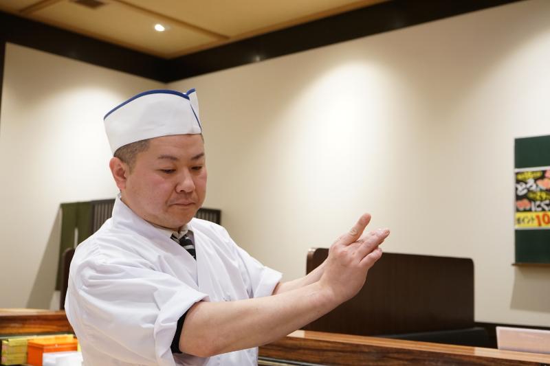 海天すし店長