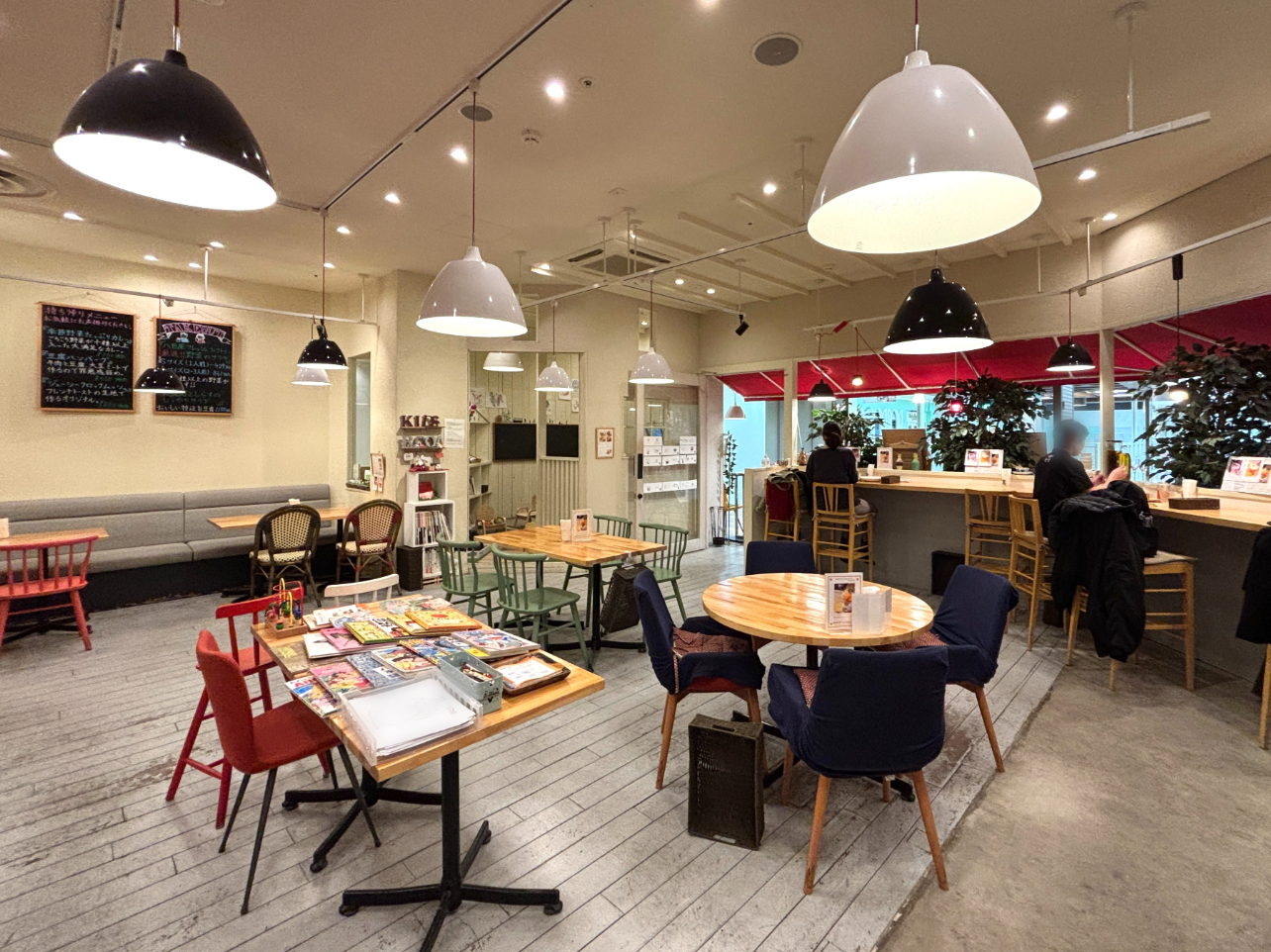 ラフレイズ店内