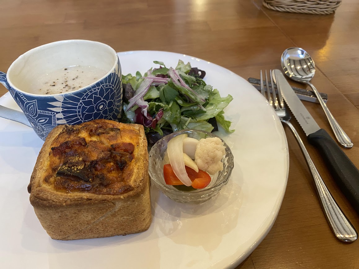 キッシュのランチプレート