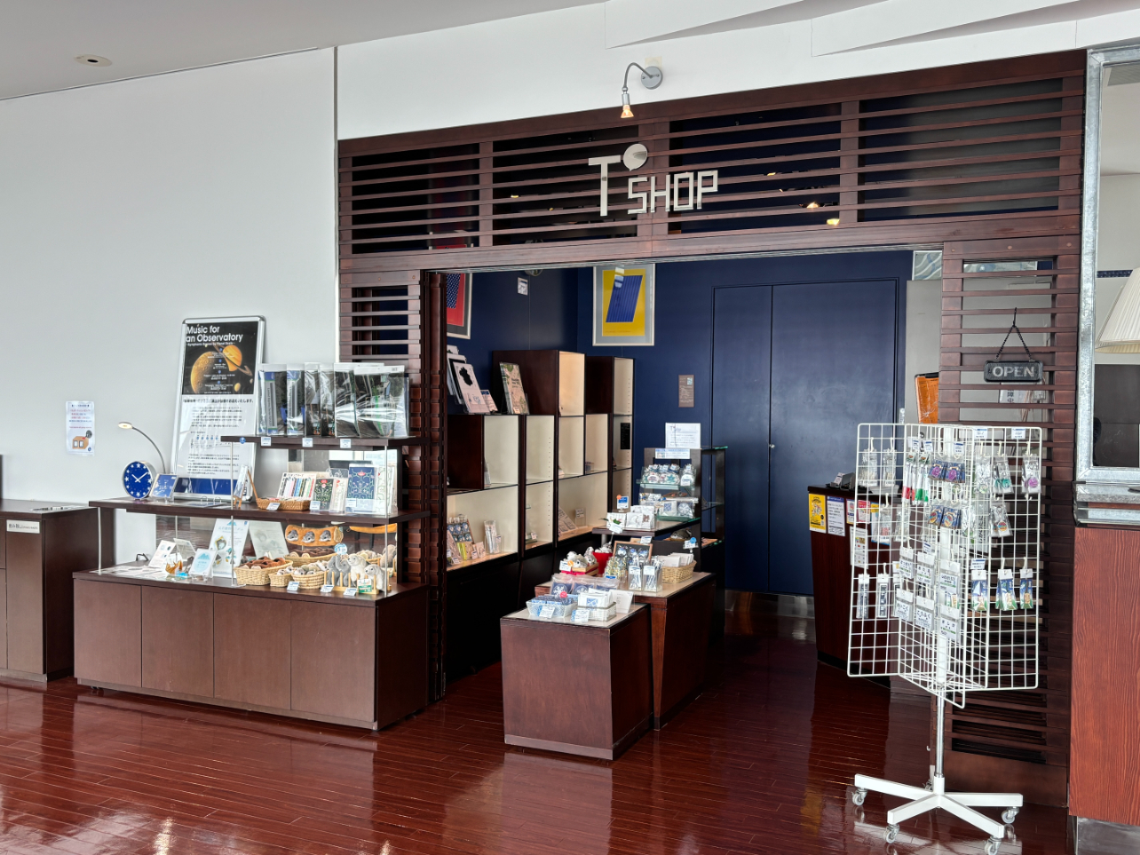 札幌の絶景もお土産に!JRタワー展望室T38「T’SHOP」の限定アイテム