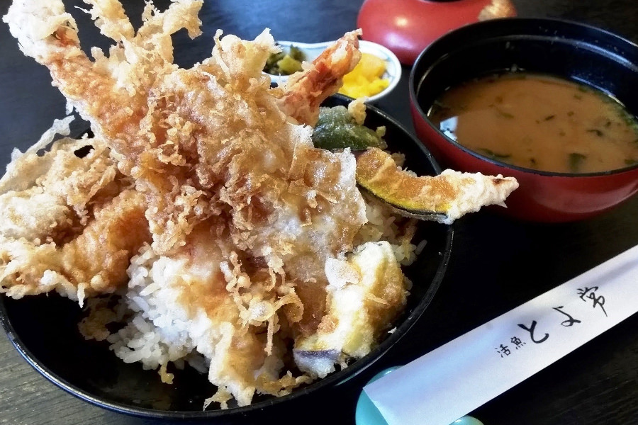 お食事処 とよ常 別府本店