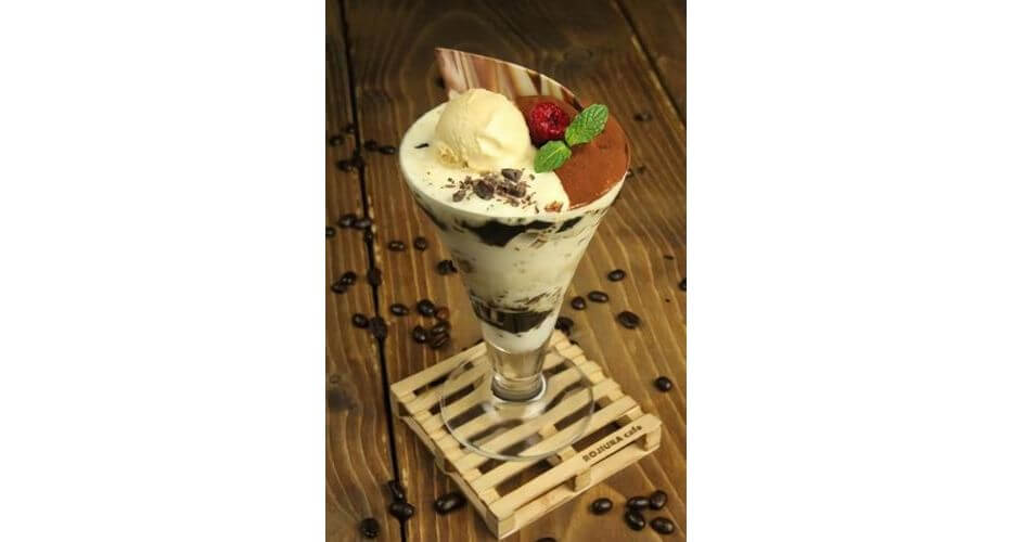 「ROJIURA CAFE」(ロジウラカフェ)