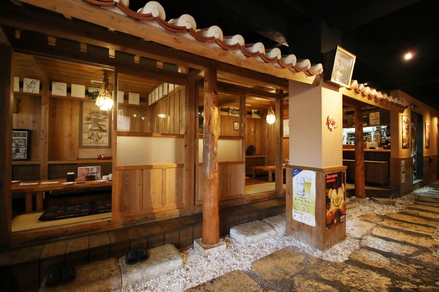 宮古島　昔ながらのうちなぁ家 うまりずま　店内