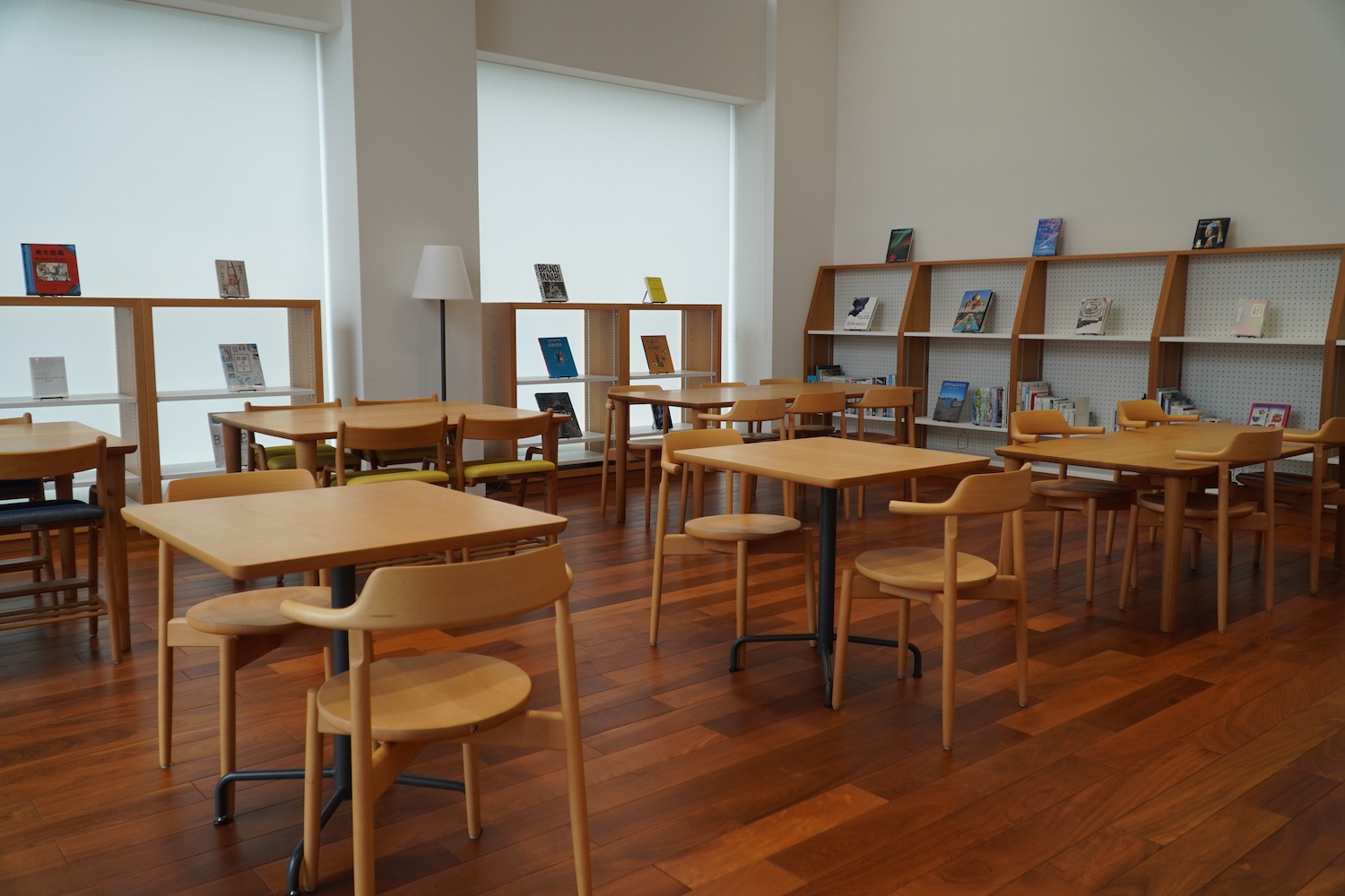 えほんとスタジオ