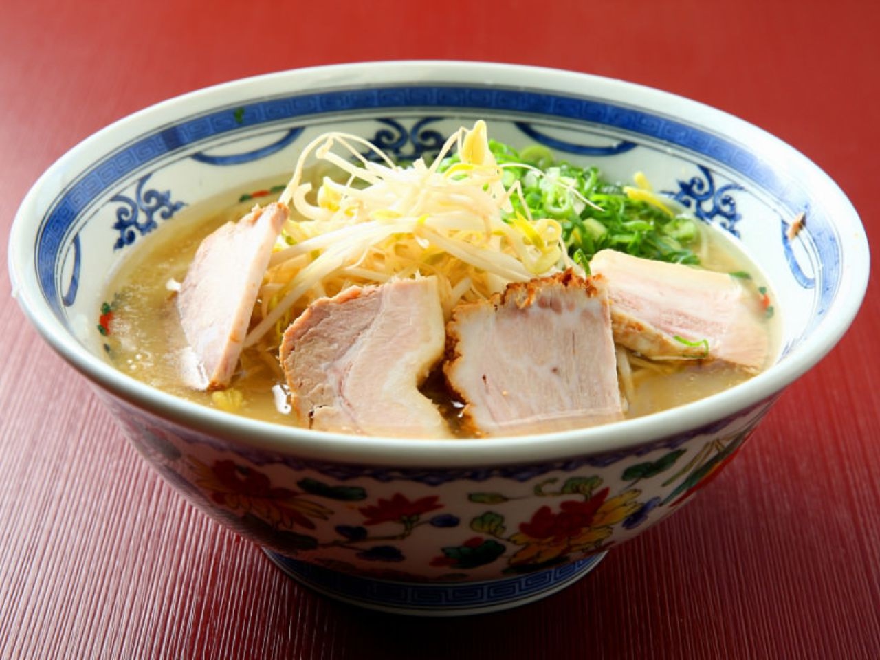 大隅半島の老舗「マルチョンラーメン」の究極の一杯