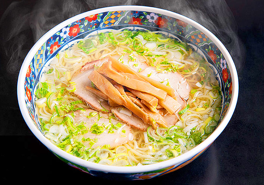 函館塩ラーメン_函館麺厨房あじさい